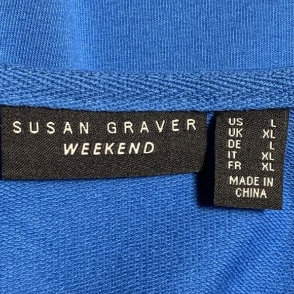 Susan Graver Weekend Embroidered Flower Stretch Knit Top Sz L Blue #257F - Picture 7 of 9